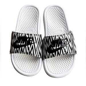 Nike Benassi Print Slides White Black 618919-100 Womens Size 7